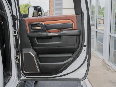 Used 2019 RAM 2500 Limited AWD/4WD image 34