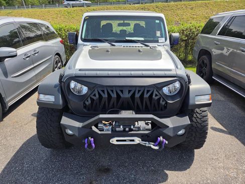 Used 2020 Jeep Wrangler Sport image 2