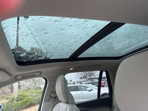 Used 2023 Volvo XC90 B6 Plus w/ Protection Package Premier image 9