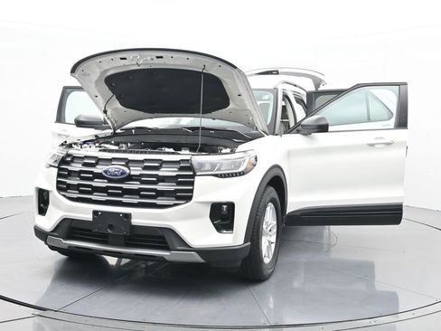 New 2026 Ford Explorer Active w/ Active Comfort Package image 38