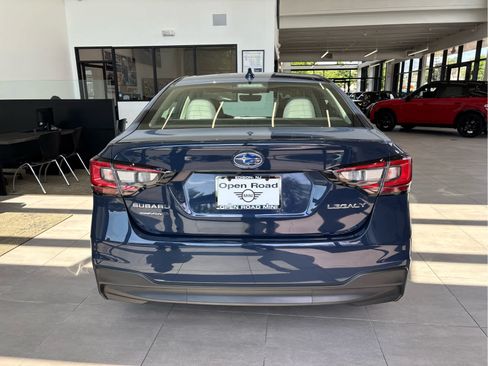 Used 2025 Subaru Legacy Premium AWD/4WD image 5
