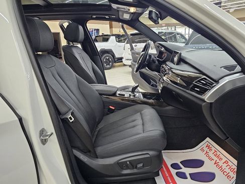 Used 2018 BMW X5 xDrive35i w/ M Sport Package AWD/4WD image 22