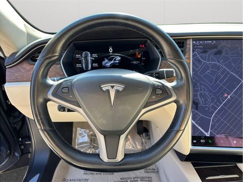 Used 2018 Tesla Model S 100D image 25