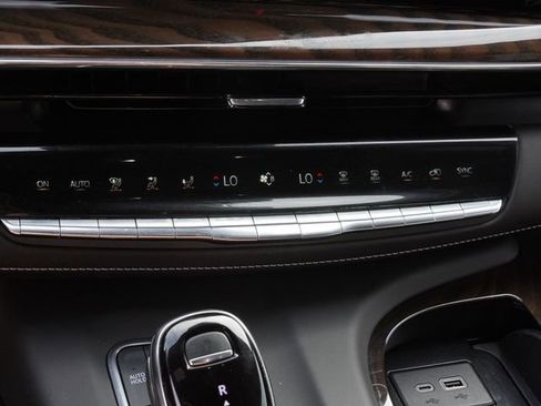 Used 2024 Cadillac Escalade Sport Platinum w/ LPO, ONYX Package AWD/4WD image 25
