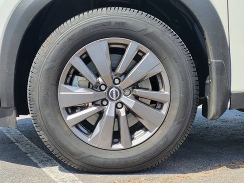 Certified 2022 Nissan Pathfinder SV w/ Cargo Package FWD image 7