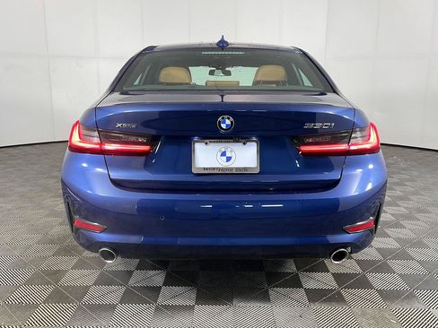 Used 2022 BMW 330i xDrive Sedan w/ Premium Package 2 AWD/4WD image 6