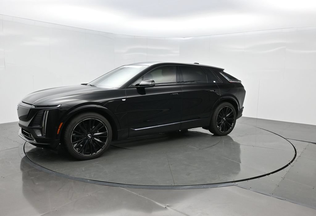 Certified 2025 Cadillac Lyriq Sport AWD/4WD image 2