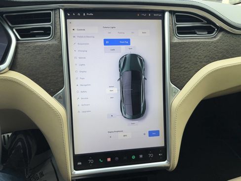 Used 2013 Tesla Model S Performance image 20