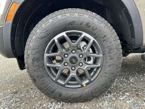 New 2025 Ford Ranger XLT w/ FX4 Off-Road Package image 12