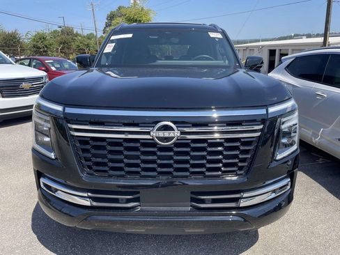 Used 2025 Nissan Armada Platinum w/ Convenience Package AWD/4WD image 2