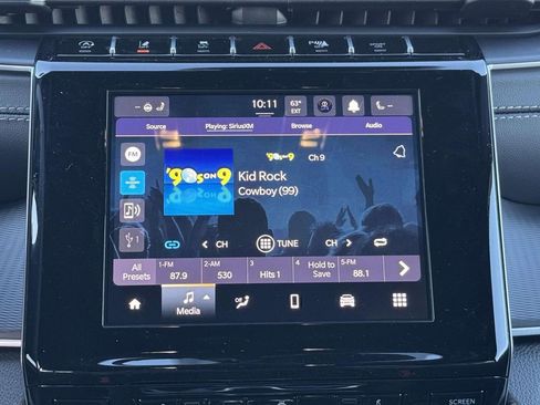 New 2025 Jeep Grand Cherokee L Altitude image 3