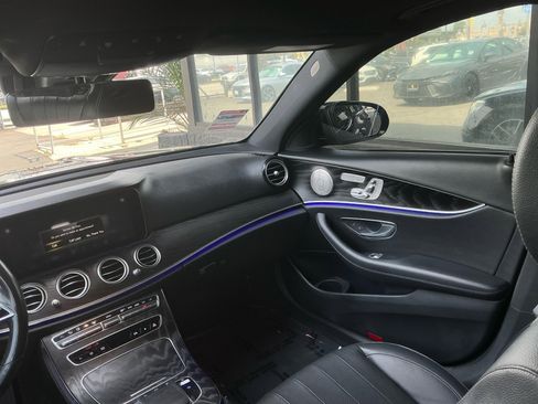 Used 2022 Mercedes-Benz E 350 Sedan w/ AMG Line Exterior image 16