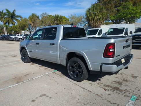 New 2026 RAM 1500 4x4 Crew Cab image 7