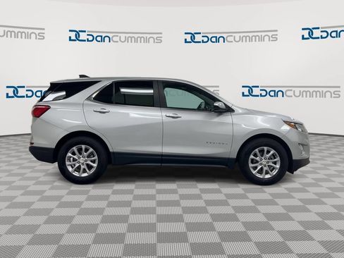 Used 2021 Chevrolet Equinox LT FWD image 9