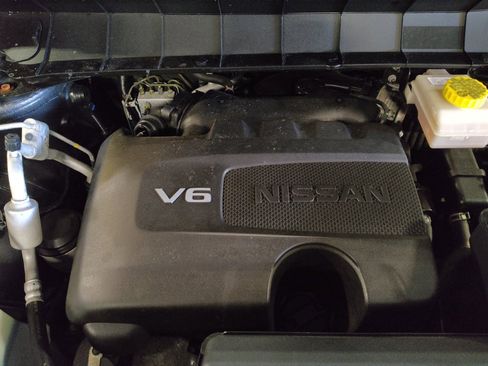Used 2022 Nissan Pathfinder SL FWD image 30