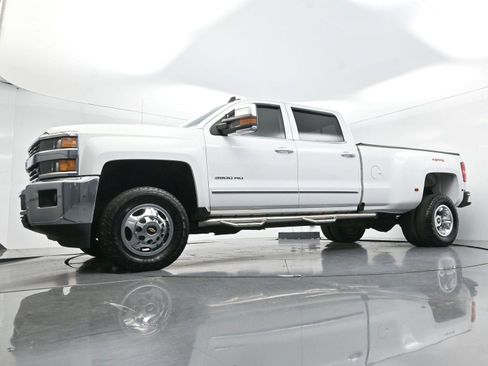 Used 2018 Chevrolet Silverado 3500 LTZ w/ Duramax Plus Package AWD/4WD image 44