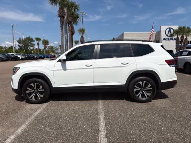 Used 2024 Volkswagen Atlas SE FWD image 9