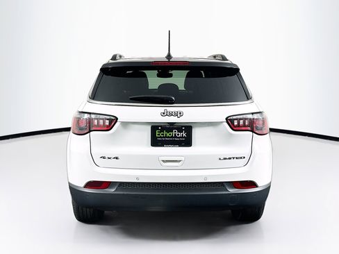 Used 2025 Jeep Compass Limited image 7