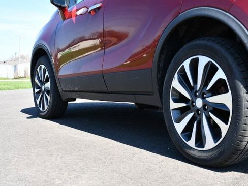 Used 2021 Buick Encore Preferred image 10