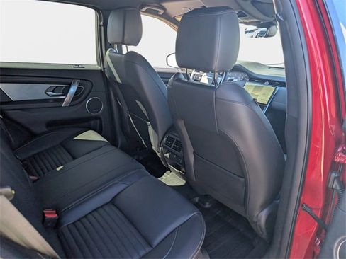Used 2024 Land Rover Discovery Sport Dynamic SE image 8