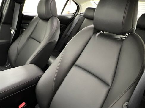 Certified 2025 MAZDA MAZDA3 s image 12