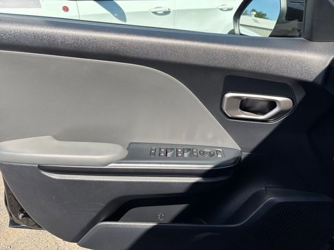 Used 2025 Kia K4 FWD image 18