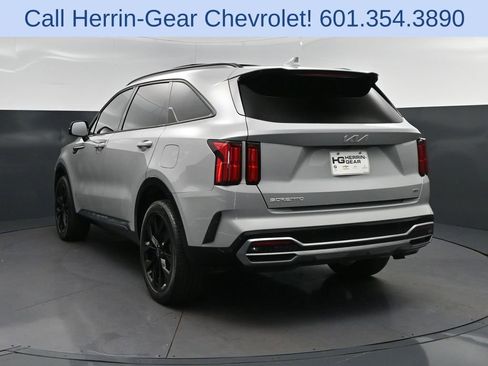 Used 2023 Kia Sorento SX AWD/4WD image 5