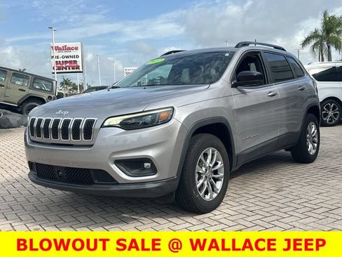 Used 2022 Jeep Cherokee Latitude Lux AWD/4WD image 3