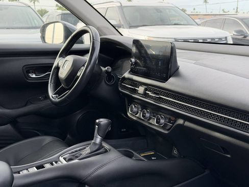 Used 2023 Honda HR-V EX-L image 35