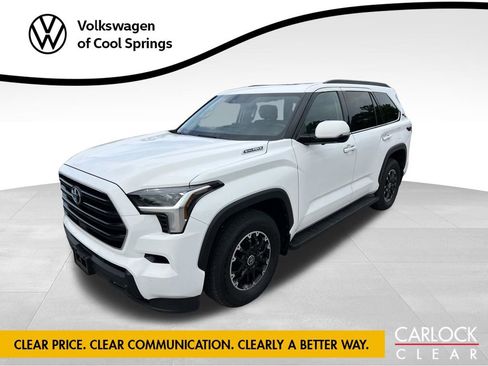 Used 2023 Toyota Sequoia SR5 w/ SR5 Premium Package AWD/4WD image 1