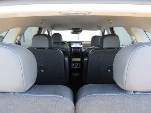 Used 2021 Kia Sorento S FWD image 27