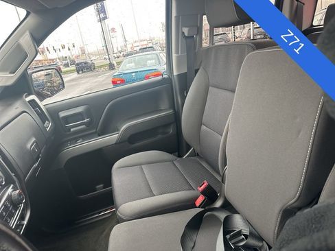 Used 2018 Chevrolet Silverado 1500 LT AWD/4WD image 19