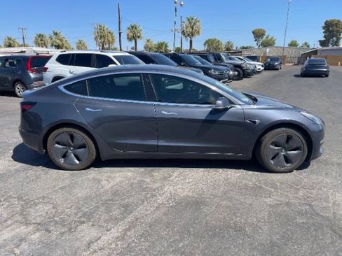 Used 2018 Tesla Model 3 Long Range RWD image 2