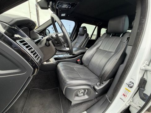 Used 2017 Land Rover Range Rover Supercharged AWD/4WD image 12