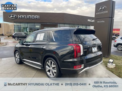 Certified 2022 Hyundai Palisade SEL w/ 8P Bench Seat Package image 16