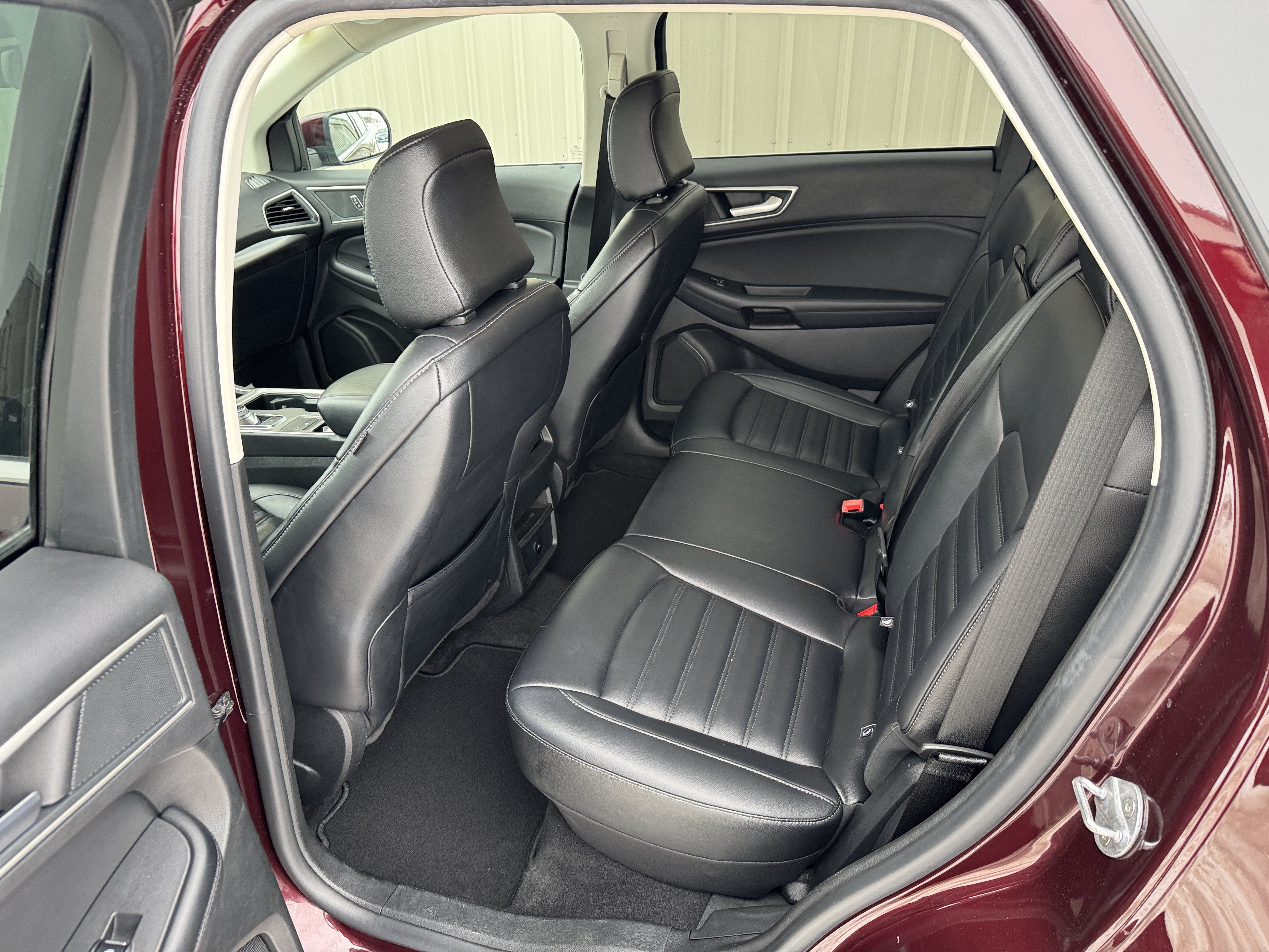 Used 2024 Ford Edge SEL AWD/4WD image 27