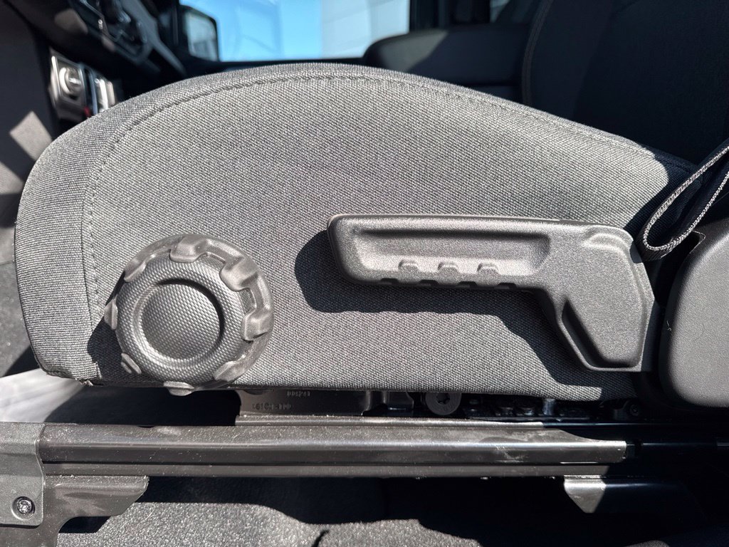 Used 2024 Jeep Wrangler Sport AWD/4WD image 35