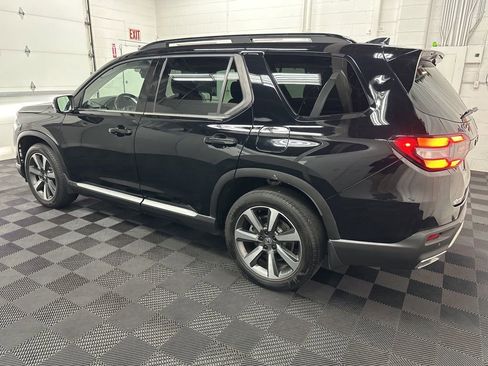 Used 2024 Honda Pilot Elite image 7