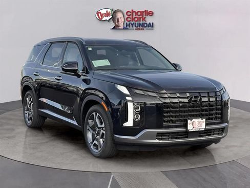 Used 2025 Hyundai Palisade SEL FWD image 7