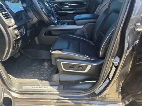 Used 2020 RAM 1500 Laramie AWD/4WD image 18