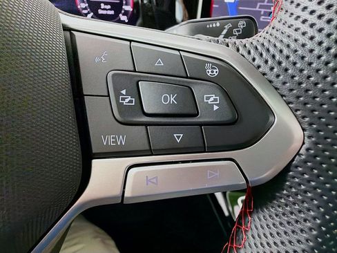 New 2026 Volkswagen GTI SE FWD image 12
