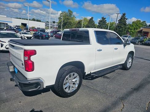 Used 2019 Chevrolet Silverado 1500 LTZ w/ LTZ Plus Package AWD/4WD image 8