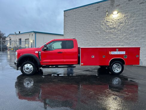 New 2026 Ford F550 4x4 Supercab Super Duty w/ XLT Value Package image 5