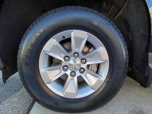 Used 2022 Chevrolet Silverado 1500 LT w/ Protection Package image 29