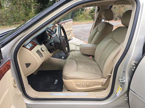 Used 2007 Cadillac DTS image 7