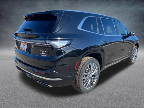 Certified 2025 Buick Enclave Avenir w/ Super Cruise Package AWD/4WD image 7