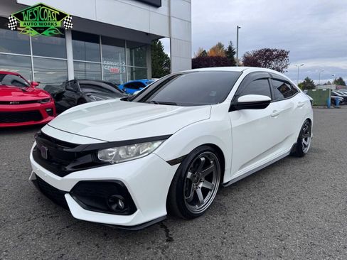 Used 2019 Honda Civic Sport image 1