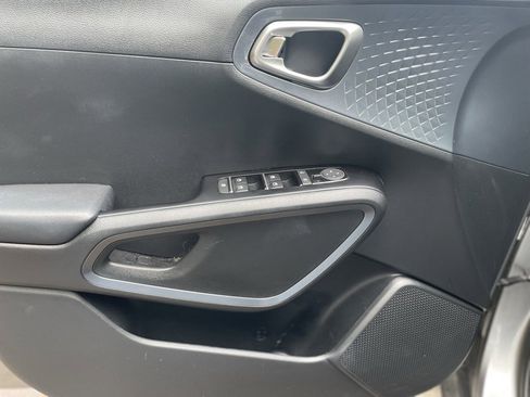 Certified 2023 Kia Soul EX image 13