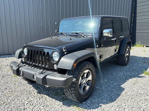 Used 2015 Jeep Wrangler Unlimited Sport w/ Max Tow Package AWD/4WD image 1