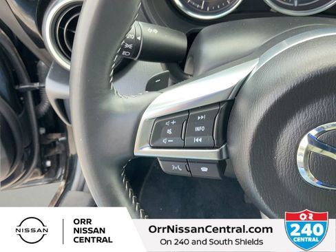 Used 2025 MAZDA MX-5 Miata RF Grand Touring RWD image 15
